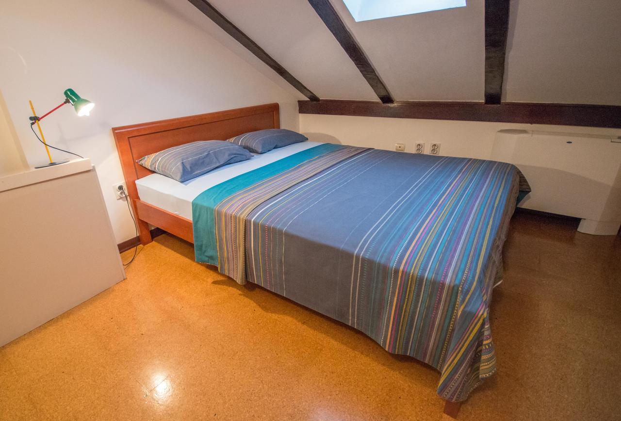 Apartment Kiwi Kotor Exteriör bild