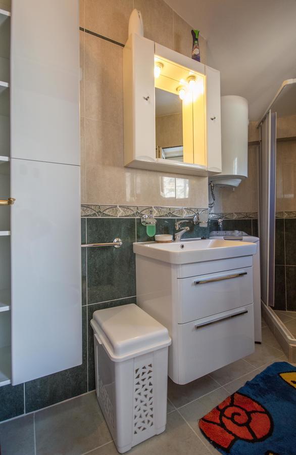Apartment Kiwi Kotor Exteriör bild